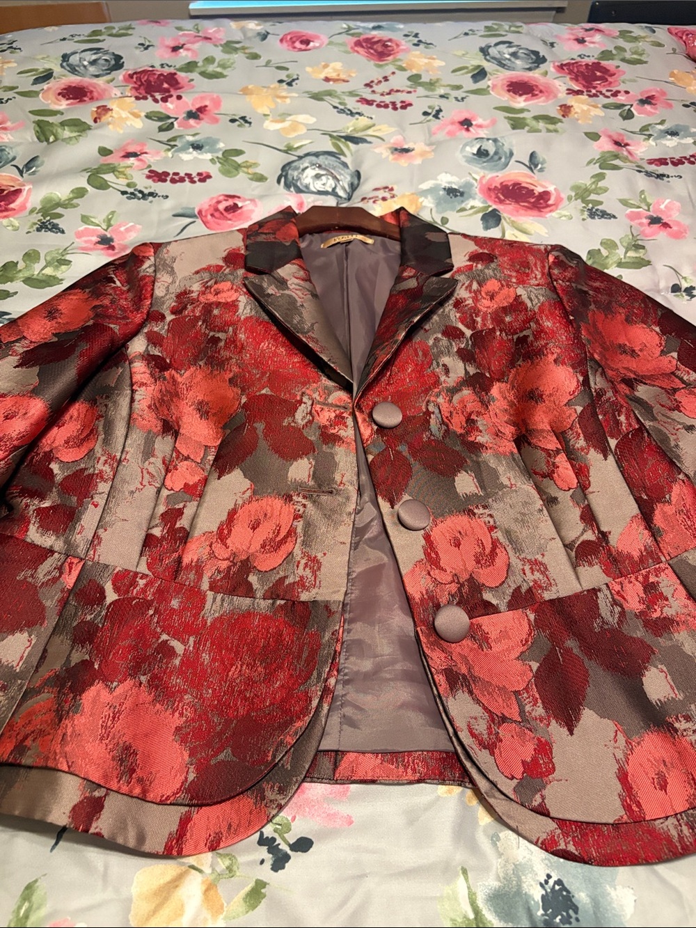 Kasper Red and Taupe Floral Jacquard Blazer